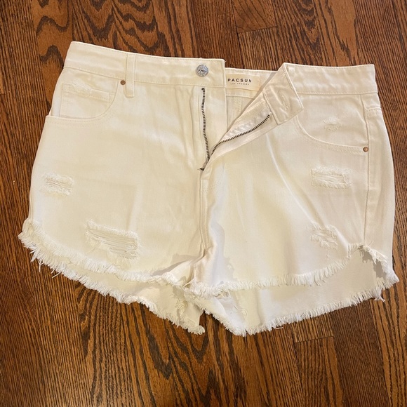 PacSun Pants - PAC SUN - Like New - Size 30 - Shorts